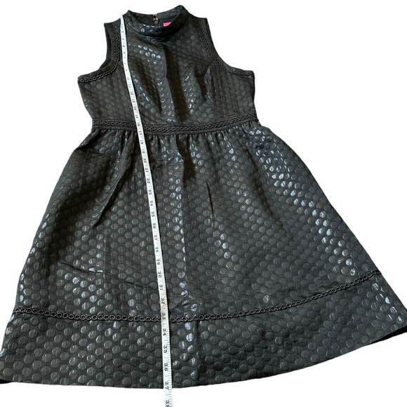 Lilly Pulitzer Zaria Dress- onyx polka dots jacquard, metallic. Size 6 - Picture 4 of 15